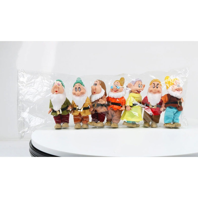 Hófehérke méséből a hét törpe