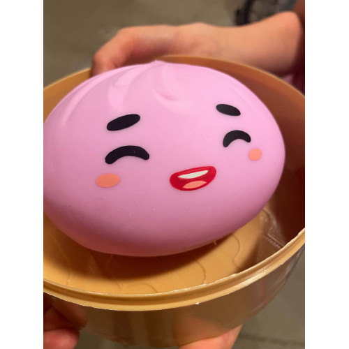 Óriás Dumpling Squishy – Puha nyomkodható stresszoldó gőzgombóc