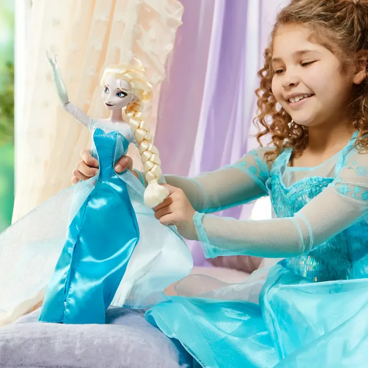 Disney Jégvarázs 41 cm Éneklő Világító Nagy Méretű Elsa Baba