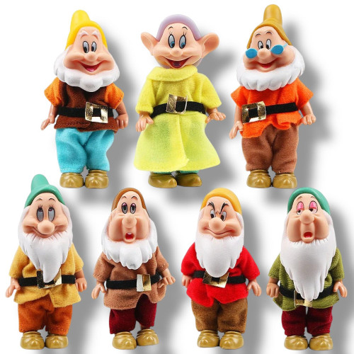 Hófehérke méséből a hét törpe